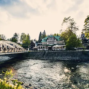 Depandance Hubertus Szpindlerowy Młyn
